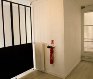 Bureau privé 10 m² 2 postes Coworking Rue Coquillière Paris 75001 - photo 2